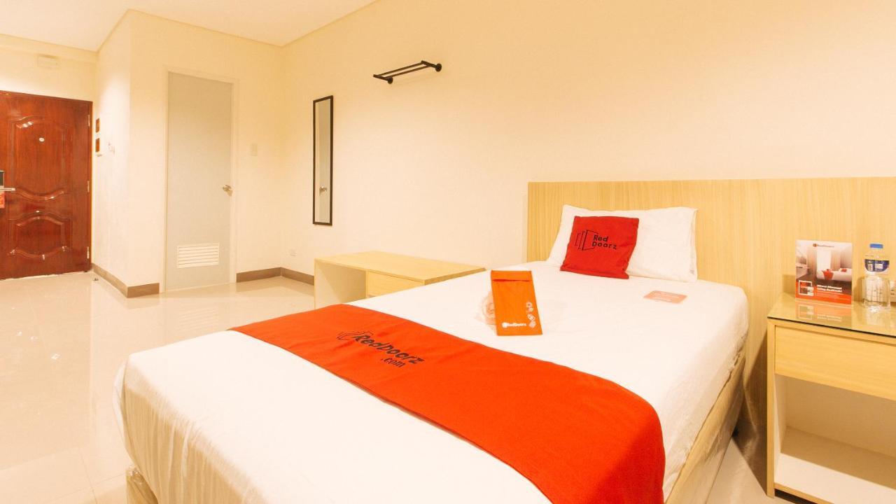 RedDoorz Plus @ Kaizen Suites Taft Avenue Manila Exterior foto